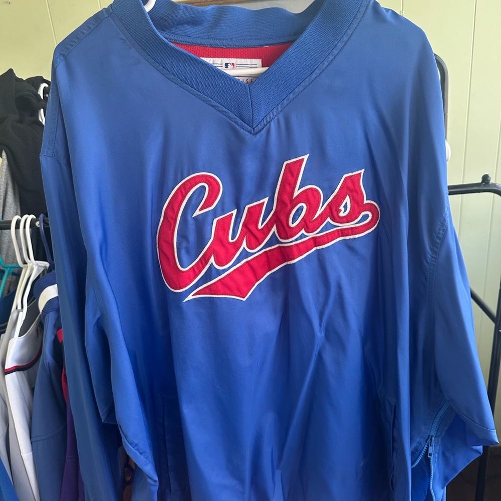Chicago Cubs Windbreaker Pullover Dugout Jacket.